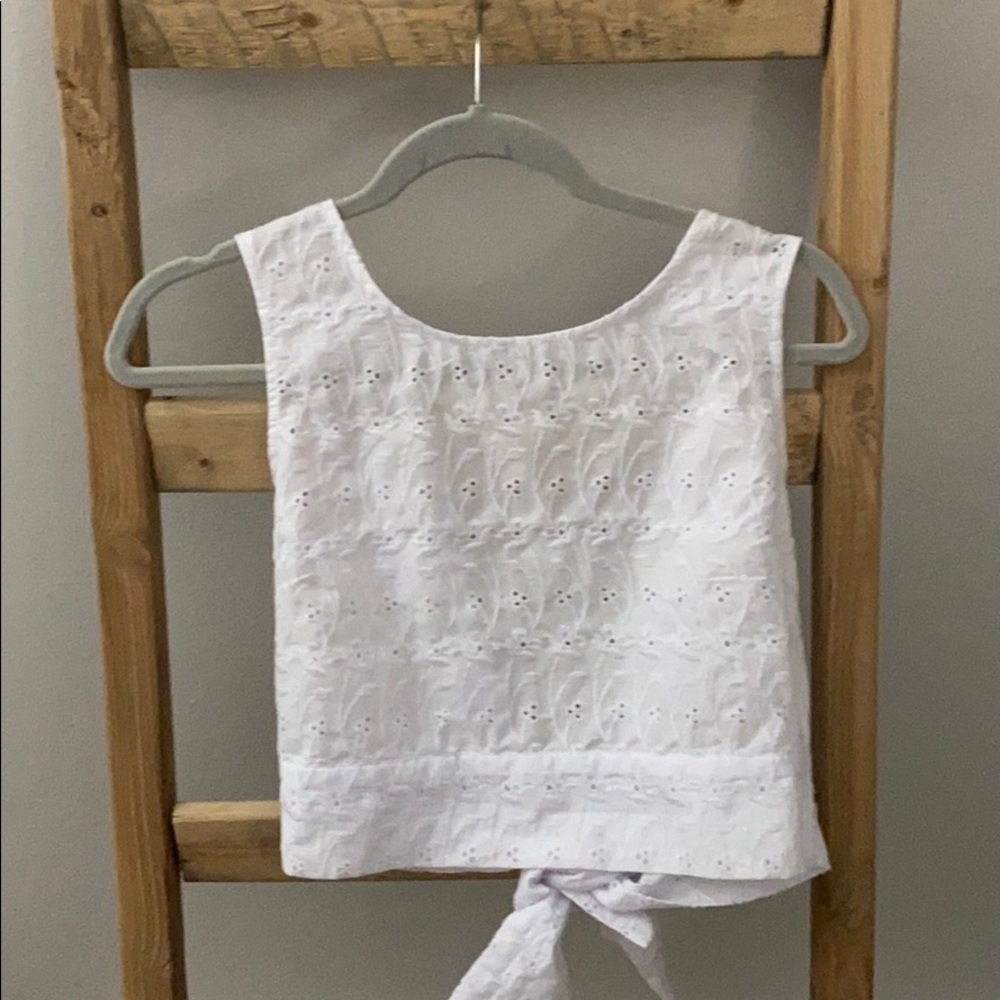 White crop top